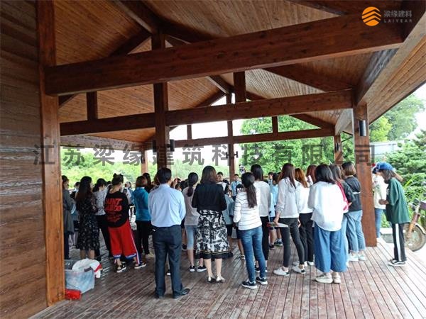 張家港雙山島遊客中心（木屋建築），小朋友過生日